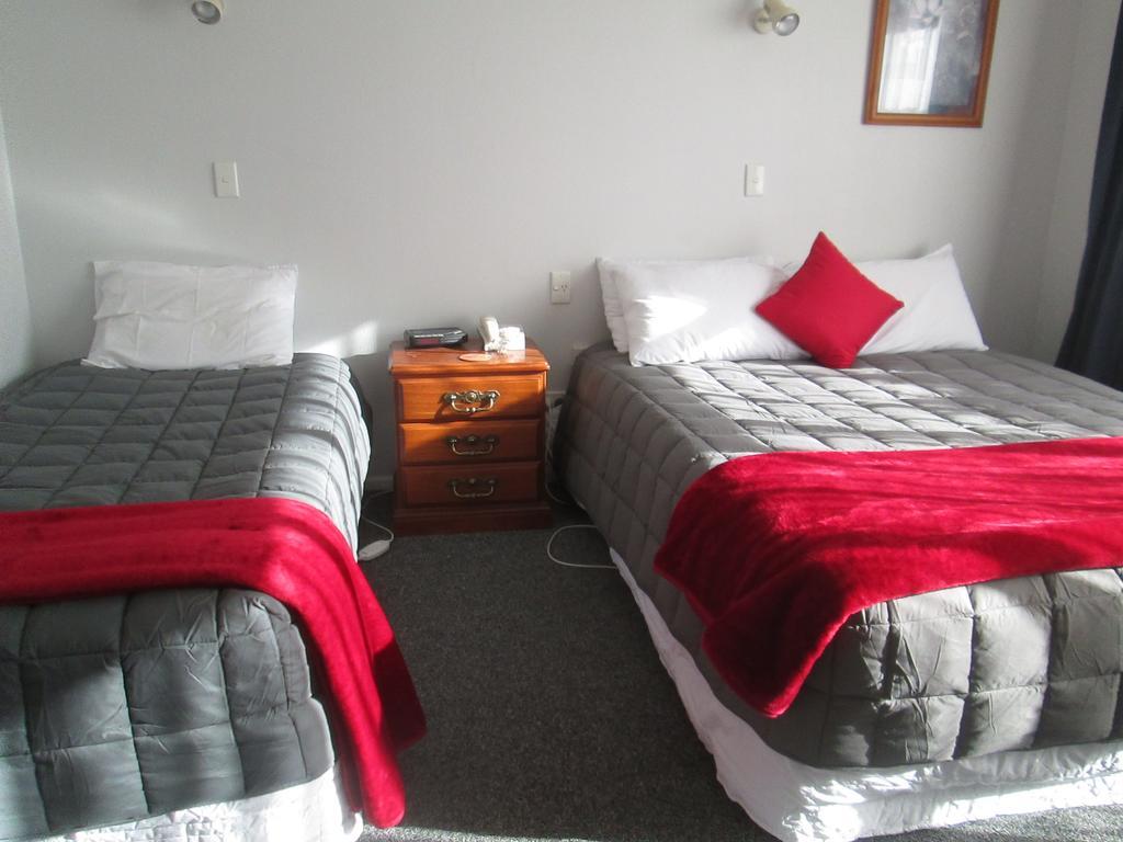 Awatea Park Motel Palmerston North Kültér fotó