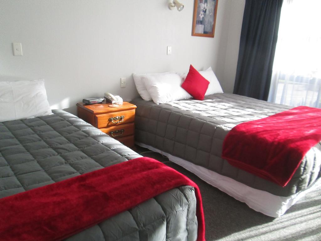 Awatea Park Motel Palmerston North Kültér fotó